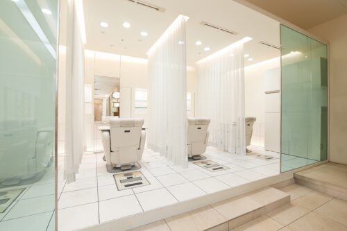 PEEK-A-BOO 銀座並木通り | PEEK-A-BOO 美容室 オフィシャルサイト