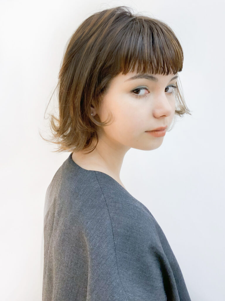 透明感ヘアカラー ベージュボブ Peek A Boo オフィシャルサイト
