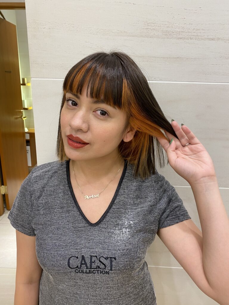 黒髪 暗髪 ボブに相性の良いインナーカラーは 人気な色味からヘアケアまでご紹介 Peek A Boo オフィシャルサイト