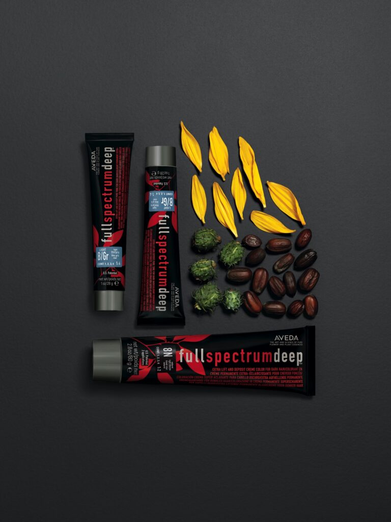 ヘアカラーでの傷みをおさえたい 自然界由来のカラー知ってますか Peek A Boo オフィシャルサイト