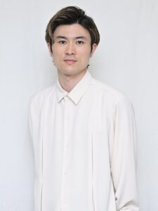 江成 港